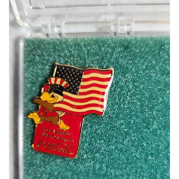 1984 Los Angeles Olympics Coca-Cola Vintage Collectible Pins Set Of 5 Pre-owned - Picture 3 of 8